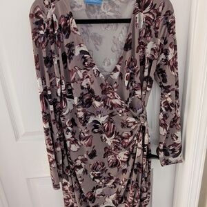 Simply Vera Vera Wang Purple Floral Long Sleeve Wrap Dress